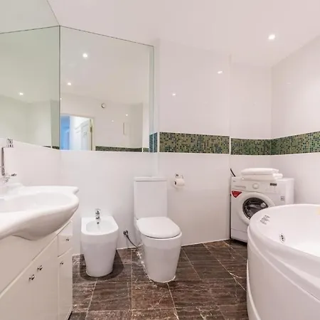 Mini Penthhouse-cozy Luxury In Old Town *